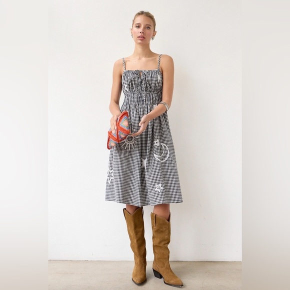 Brand new with tags Black and White Gingham Dress with Embroidered Details M - Picture 5 of 6